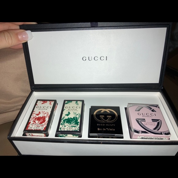 Gucci Other - Gucci Fragrance Sample Set